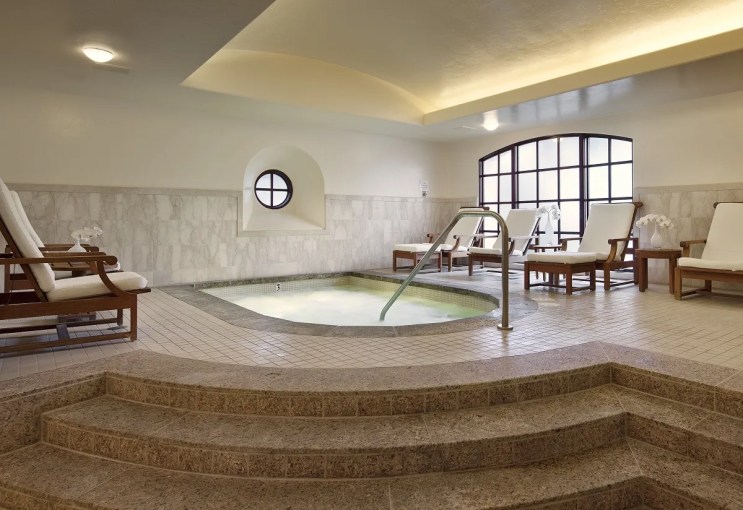 Bacara men Spa