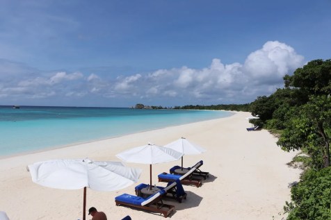 Beach Club sea view