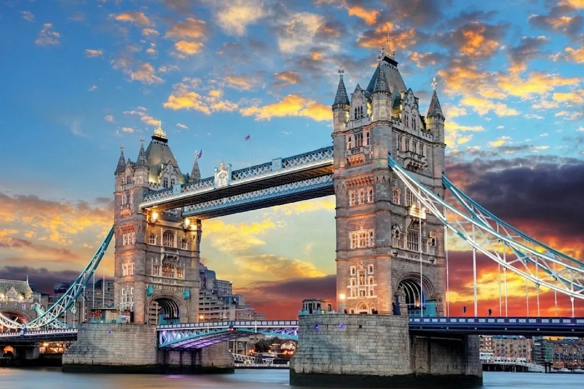 Tower Bridge