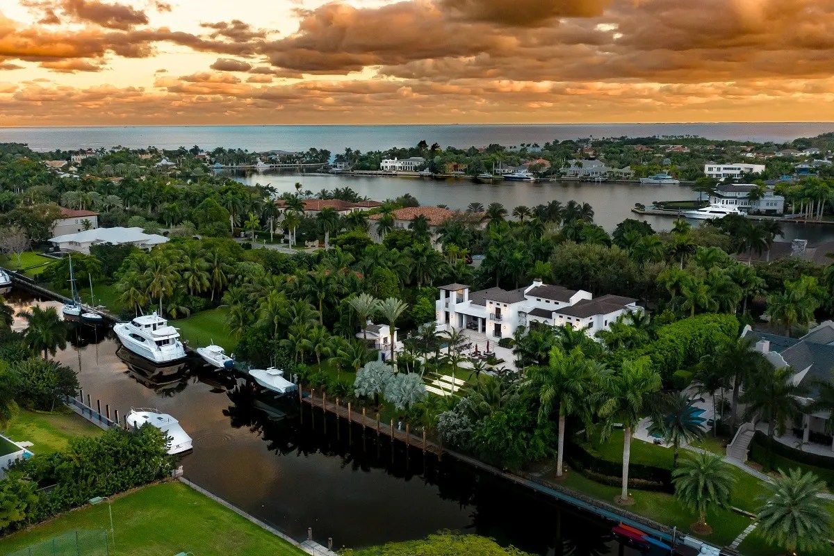 Luxe Miami Community Welcomes Auction House for Real Estate Sales
